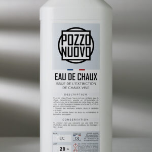 EAU DE CHAUX van Pozzo Nuovo is een zuiver en helder kalkwater